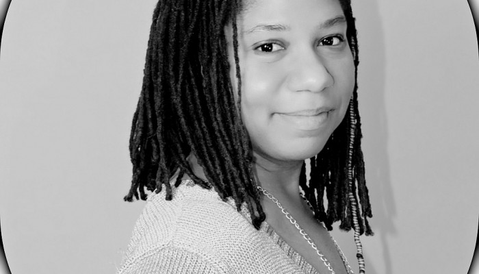 Book Review by Tashia Rayon of Tashia Rayon/Photography